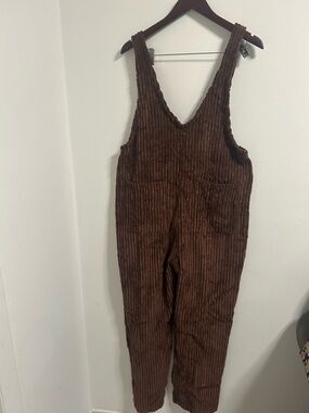 New Very J’ Women’s Corduroy Overalls Size M Front Pockets Chocolate Brown